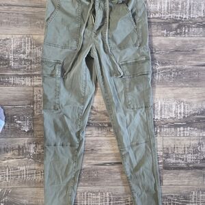 American Eagle Outfitters Green Cargo Pants
